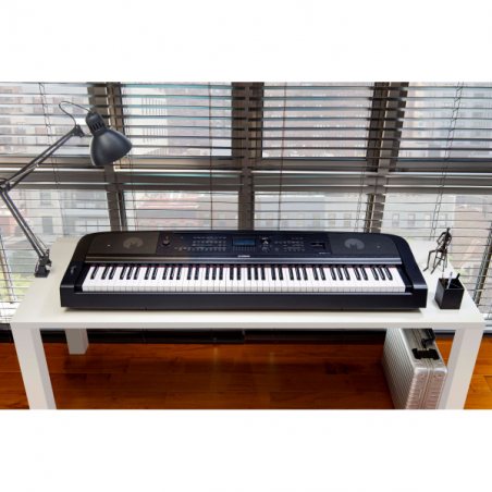 Claviers arrangeurs - Yamaha - DGX-670 (NOIR)
