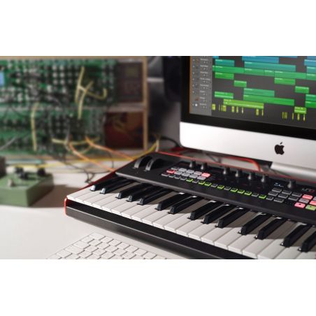 Synthé analogiques - IK Multimedia - UNO Synth Pro