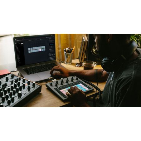 Boites à rythmes et Grooveboxes - Novation - CIRCUIT RHYTHM