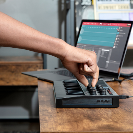 Claviers maitres compacts - Akai Professional - MPK MINI MK3 GREY