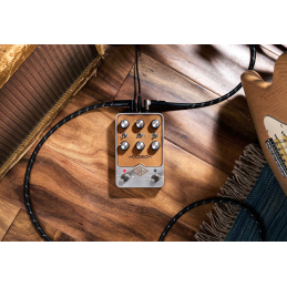 	Pédales d'effets - Universal Audio - UAFX Woodrow '55 Instrument...