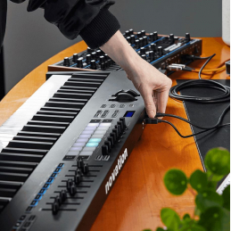 	Claviers maitres 88 touches - Novation - LAUNCHKEY 88 MK3