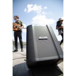 	Enceintes amplifiées sur batteries - Alto Professionnal - BUSKER