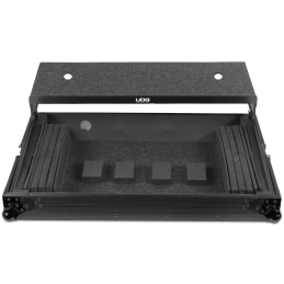 	Flight cases contrôleurs DJ - UDG - U91014BL3