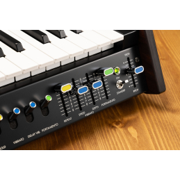	Synthé analogiques - Korg - miniKORG 700Sm