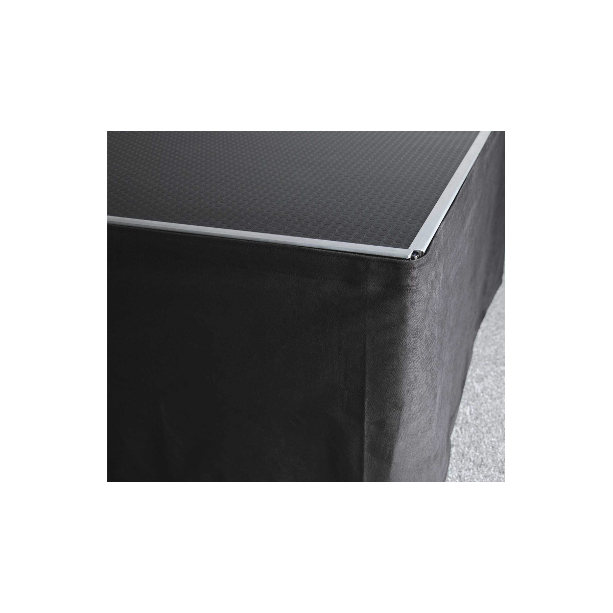 Jupes de scène pour praticables - ConteStage - PLTL-JU80X100