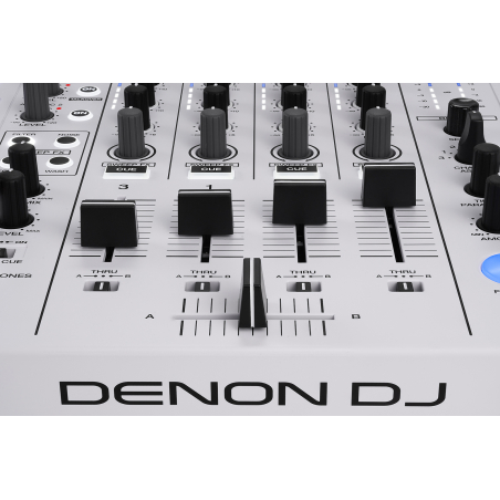 Contrôleurs DJ autonome - Denon DJ - SC Live 4 White Edition