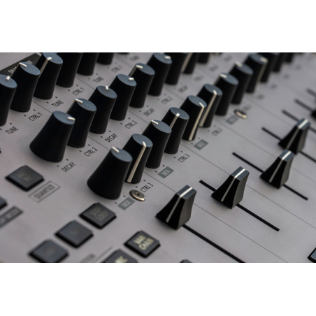 Boites à rythmes et Grooveboxes - Roland - TR-1000 Rhythm Creator