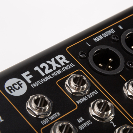 Consoles analogiques - RCF - F 12XR