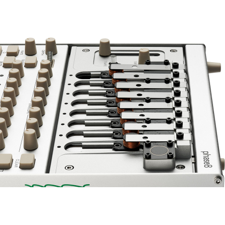 Synthé analogiques - Korg - PHASE8