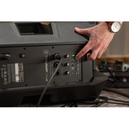 Enceintes amplifiées bluetooth - Mackie - Thump 15 v4