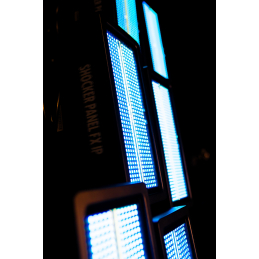 	Projecteurs Blinder - Chauvet DJ - SHOCKER PANEL FX IP