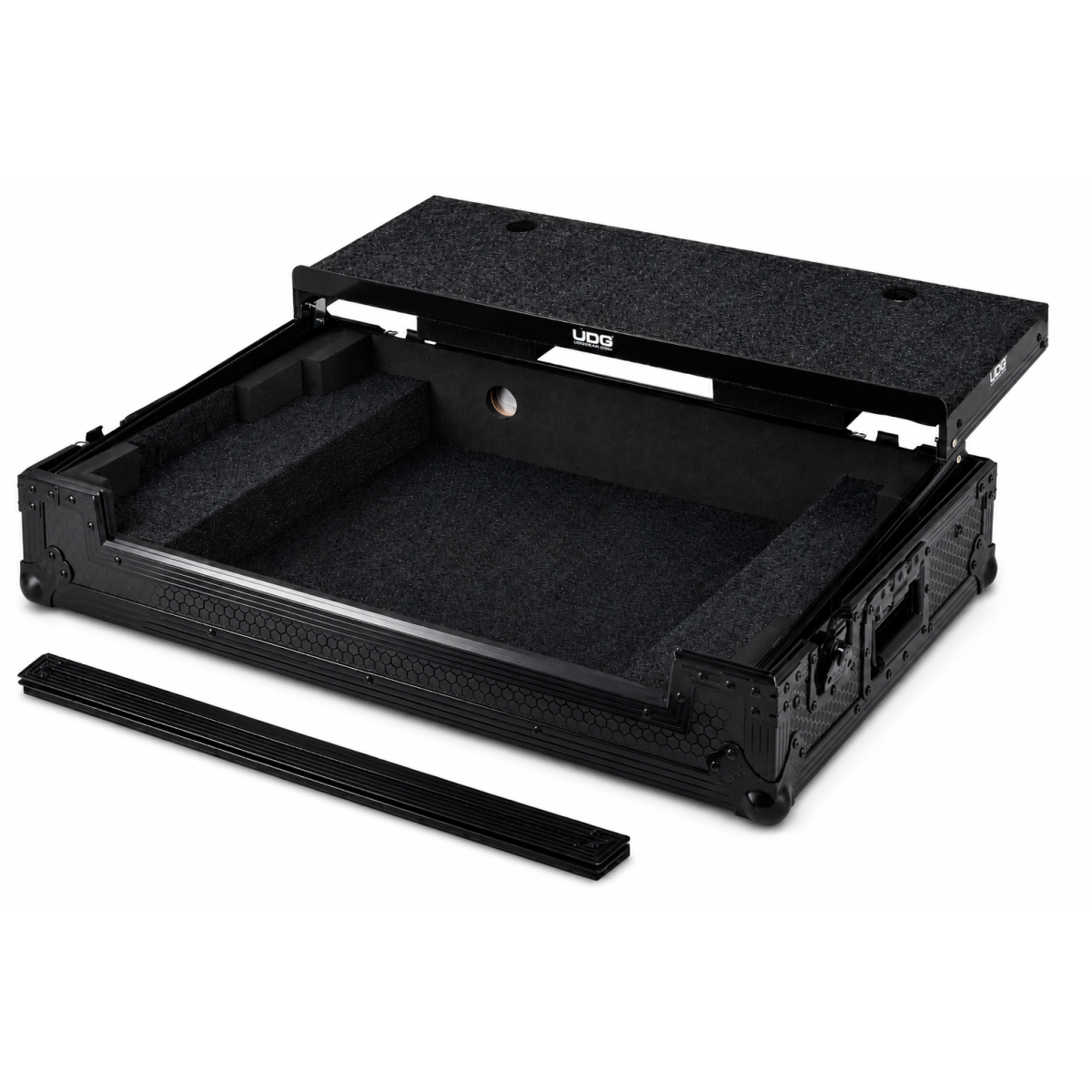 Flight cases contrôleurs DJ - UDG - Ultimate Flight Case...