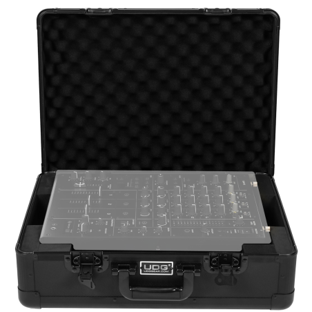 Flight cases tables de mixage - UDG - Ultimate Aluminum Flight...
