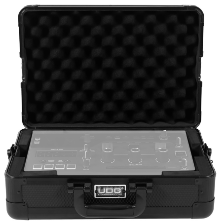 Flight cases contrôleurs DJ - UDG - Ultimate Aluminum Flight...