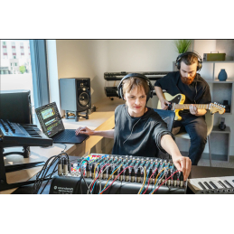 	Consoles analogiques - Soundcraft - Signature Plus 22