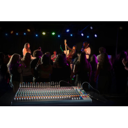 	Consoles analogiques - Soundcraft - Signature Plus 32