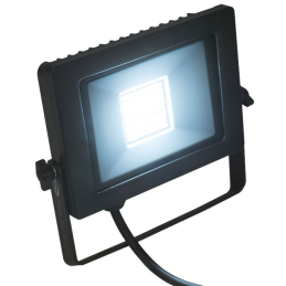 	Projecteurs PAR LED - Showtec - Aviano Tour 50 CCT