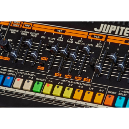 	Synthé numériques - Roland - JUPITER-08
