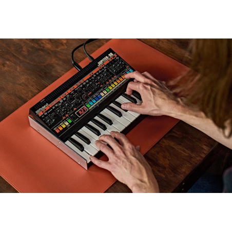Synthé numériques - Roland - JUPITER-08