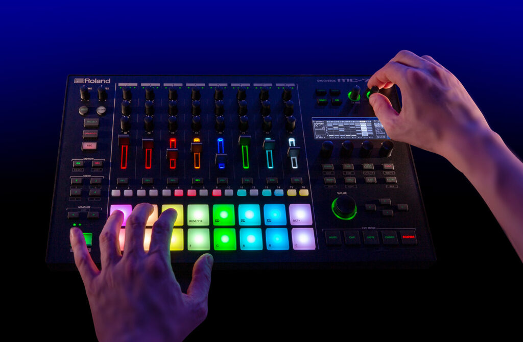 Groovebox-mc-707_roland
