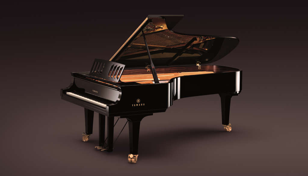 Yamaha CFX, le piano à queue de concert phare de la marque, instrument de référence sur les scènes internationales depuis plus d'un siècle.