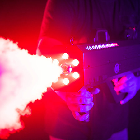 Mac Mah Fog Blaster 1500 RGB le compromis puissance et poids