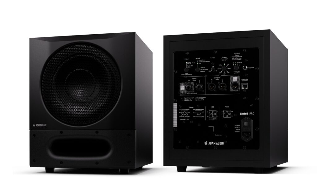 Caisson de basse studio Adam Audio Sub8 PRO noir avec woofer 8 pouces et évent bass-reflex frontal
